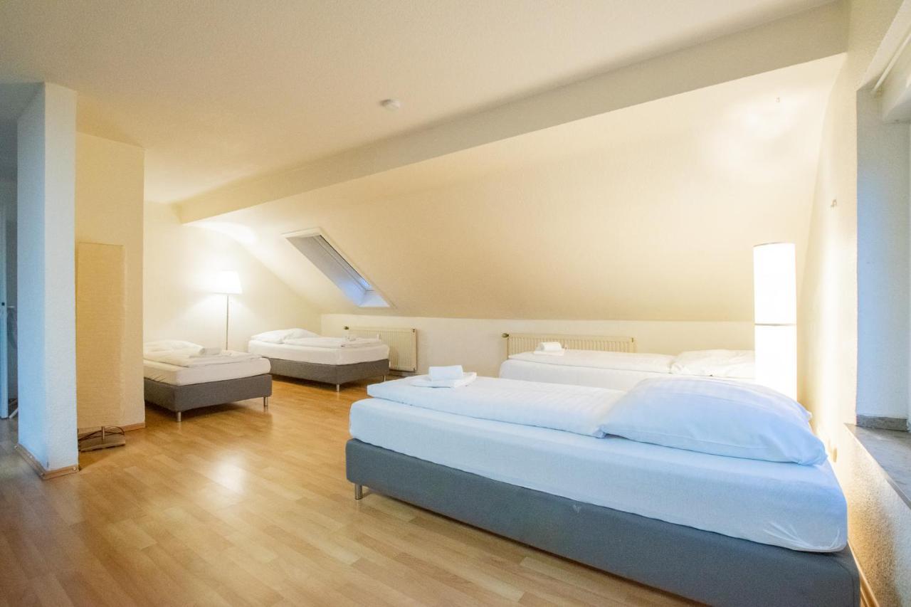 Raj Living - 1 , 3 And 4 Room Apartments - 20 Min Messe Dus & Airport Dus Meerbusch Exterior photo